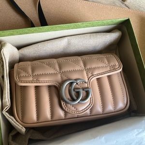 ✨[Brand new Authentic] Gucci Marmont in Beige✨
